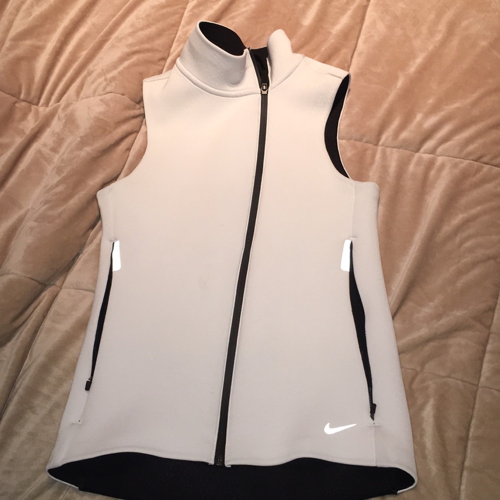 White Nike Thermal Vest